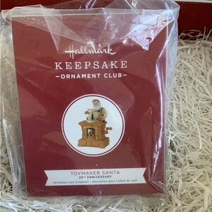Hallmark 2019 Toymaker Santa Keepsake Ornament Club Member Exclusive 20th Anniv